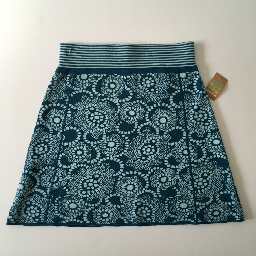 Title Nine women’s sweater skirt, size S, NWOT